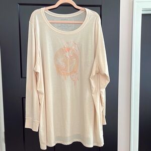 Torrid Beige/Peach Graphic Pajama Top w/Melting Ice Cream Design.  Size 5X=28